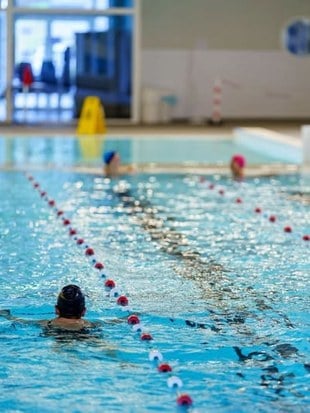 La piscine communale de Ciney en mode "congés" : voici les horaires